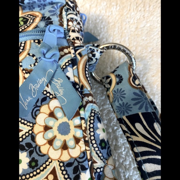 RARE Vera Bradley Crossbody Bali Blue HTF- Retired 2009 Excellent condition! - Picture 11 of 15